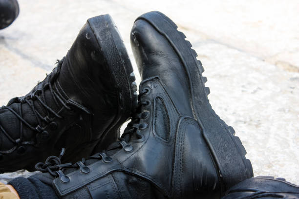tactical combat boots for law enforcement